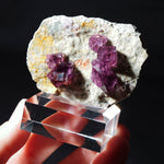 paarse fluoriet op kwarts matrix.